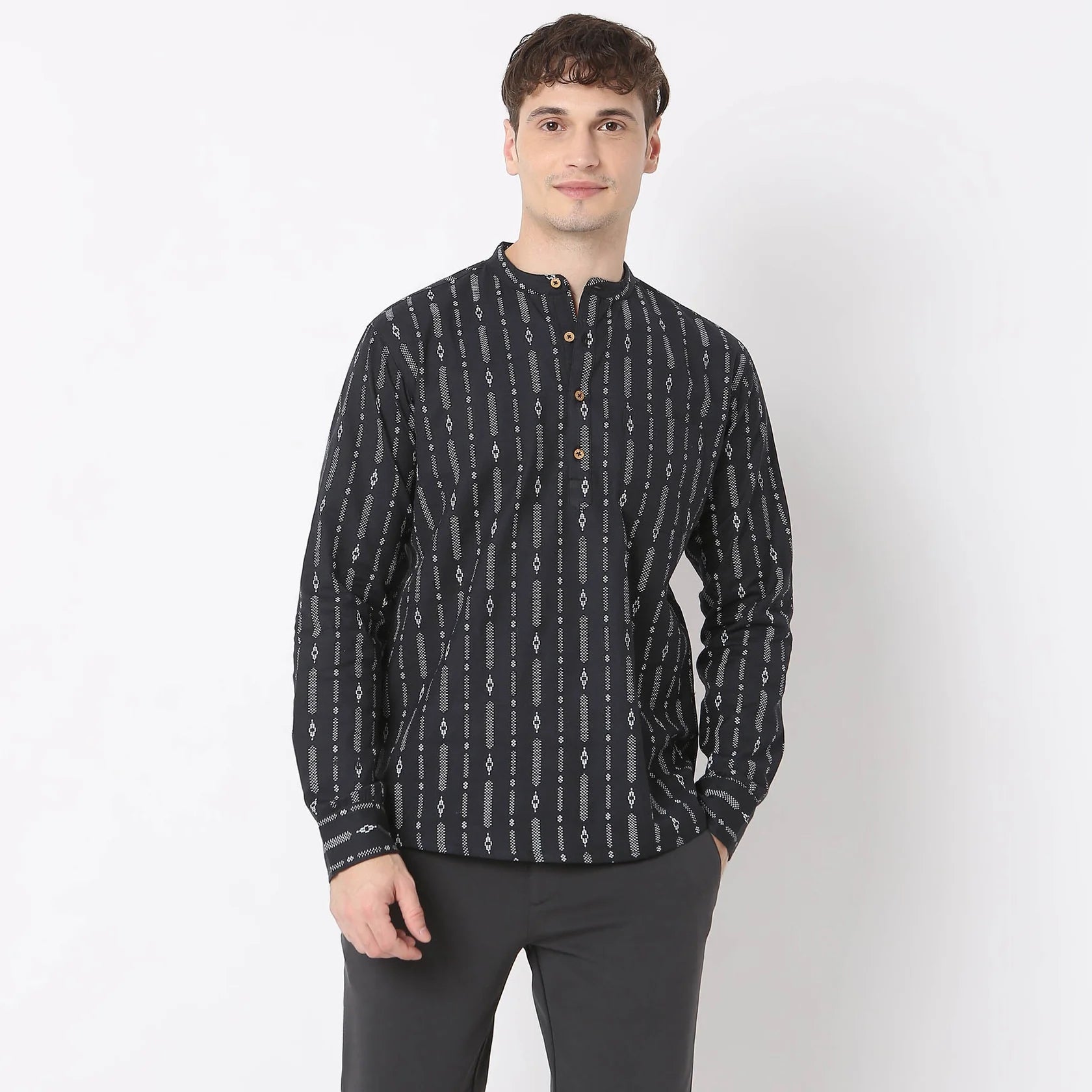 Ethnic Short Length Mandarin Collar Printed Kurta Shirt enriched with Flex Linen