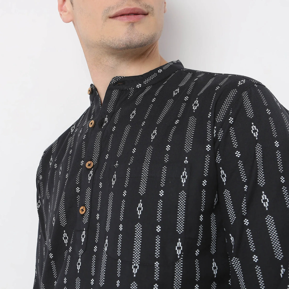 Ethnic Short Length Mandarin Collar Printed Kurta Shirt enriched with Flex Linen