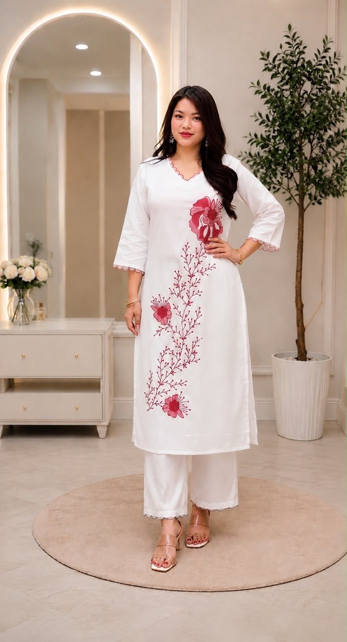 Elegant White Floral Printed Kurta Set