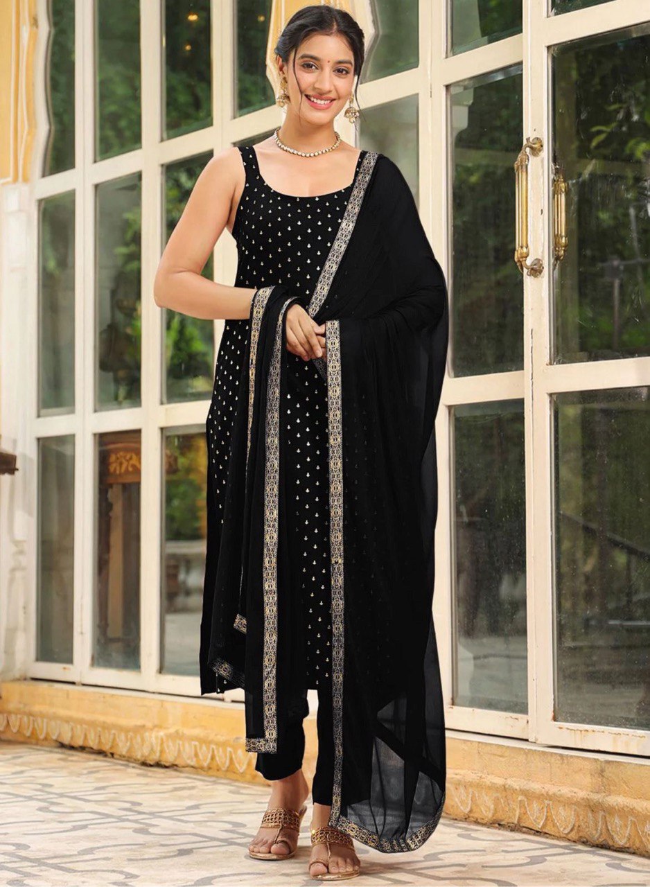 Saanvi Foil Work Ethnic Suit Set